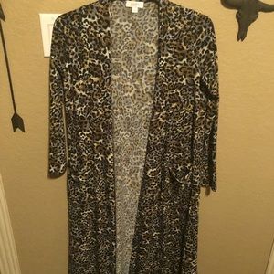 ALL LULAROE BOGO 50% OFF* EUC Lularoe Sarah Small